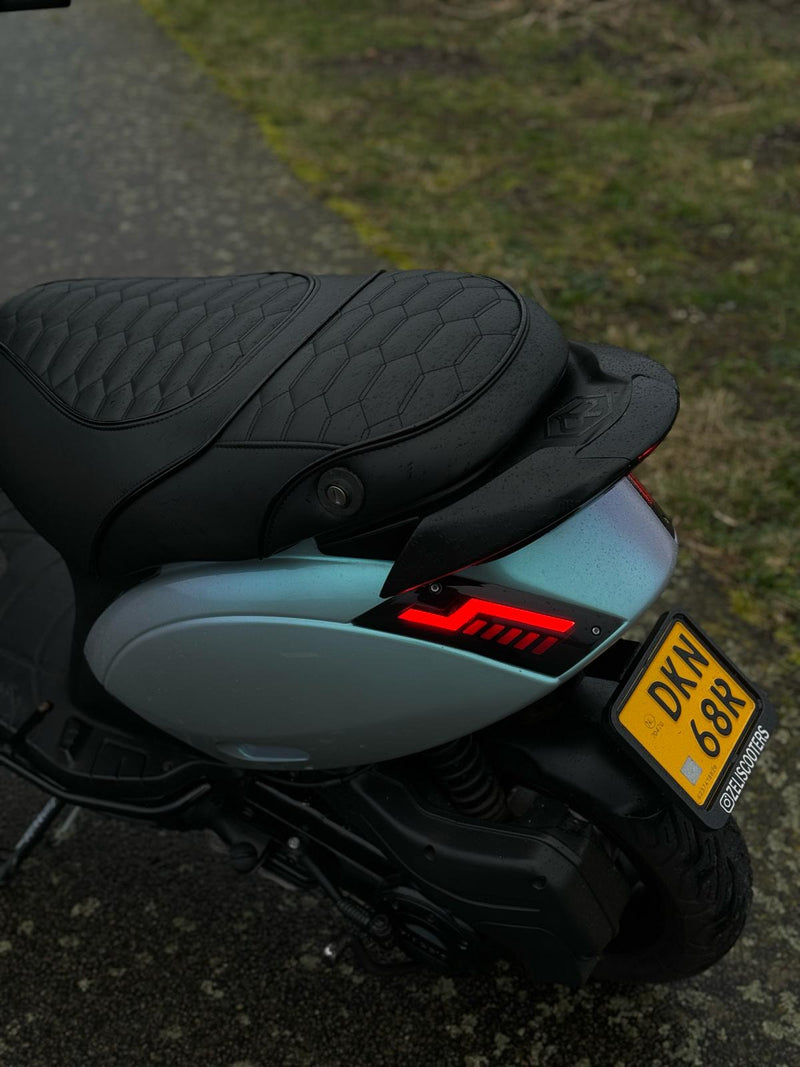 Piaggio Zip - Custom Zadel Urus - Zwart